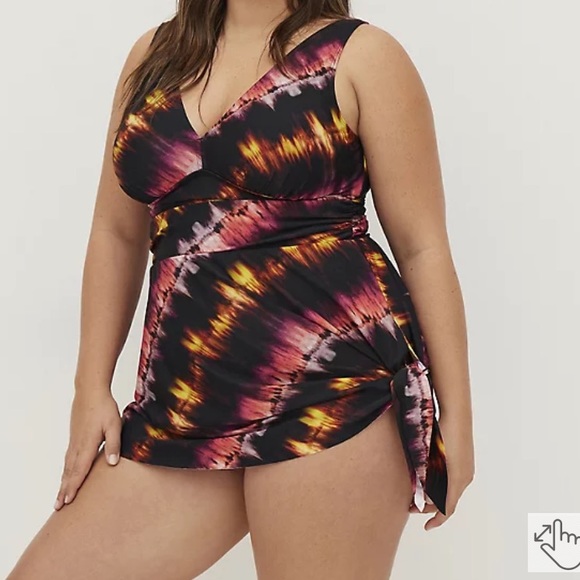 Torrid ASYMMETRICAL HEM SWIM DRESS SHORT LENGTH STRIPE TIE DYE | multiple sizes - Picture 6 of 12